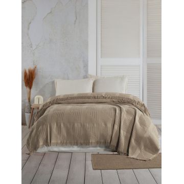 Cuvertura matlasata dubla, L'essentiel Maison, Sirius, Bej Cuvertura matlasata dubla, L'essentiel Maison, Sirius, Bej