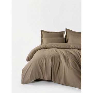 Lenjerie de pat maro din bumbac ranforcé pentru pat dublu, extinsă 240x220 cm Checkered – Mila Home Luxury