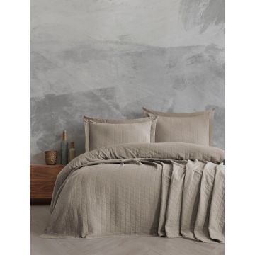 Set cuvertura de pat dubla 3 piese, L'essentiel Maison, Orella, Bej Set cuvertura de pat dubla 3 piese, L'essentiel Maison, Orella, Bej