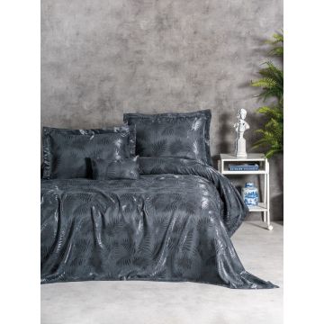 Set cuvertura de pat dubla 3 piese, L'essentiel Maison, Dafne, Albastru Set cuvertura de pat dubla 3 piese, L'essentiel Maison, Dafne, Albastru