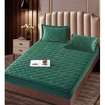 Husa matlasata tip topper din catifea, 140x200cm + 2 fete de perna 50x70cm - Verde Smarald