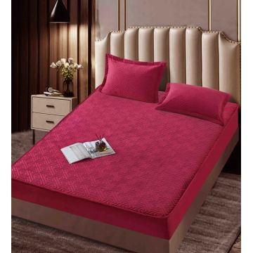 Husa matlasata tip topper din catifea, 160x200cm + 2 fete de perna 50x70cm - Rosu