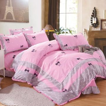 Lenjerie cu Broderie si Volanase Pink Ribbon, 4 Piese (Finet)