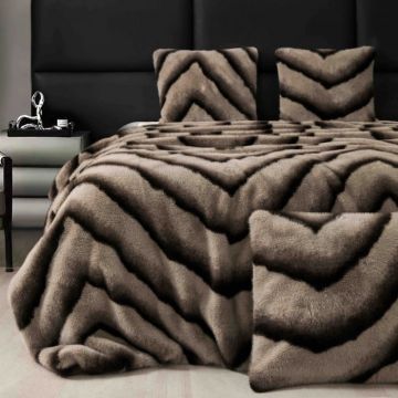 Set de Lux Din Blana Artificiala de Nurca, Cu Fermoar, Hipoalergenic, Patura + 2 Fete de Perna - Maro   Negru