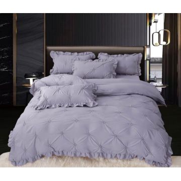 Set Lenjerie Pat Dublu, 4 Piese, cu Pliuri si Volanase