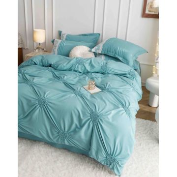 Set Lenjerie Pat Dublu 6 Piese din Bumbac Soft Touch ,   Pliuri Brodate cu Inimioare