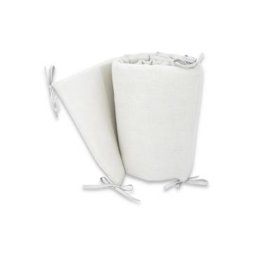 Aparatoare pentru patut, Qmini, Din muselina dubla, 180x30 cm, Din material certificat Oeko Tex Standard 100, Cu panglici, Cream