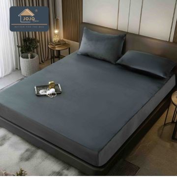 Husa de Pat cu Elastic din Catifea + 2 Fete de Perna, Moale si Eleganta