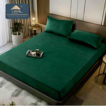 Husa de Pat cu Elastic din Catifea + 2 Fete de Perna, Moale si Eleganta