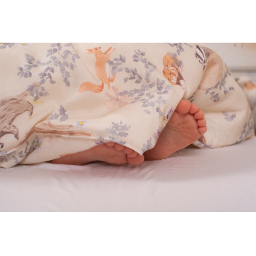 Paturica pentru copii Nature Bambus by Amy cu doua fete 100x70cm + Cadou Rucsacel Poiana