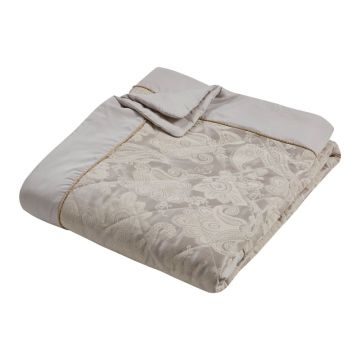 Cuvertură bej matlasată din jacquard 240x260 cm Opulent Jacquard – Catherine Lansfield
