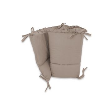 Aparatoare pentru patut MimiNu din bumbac cu volanase 180x30 cm Colectia Royal Mocha