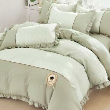 Lenjerie Finet cu Broderie si Volanase, 4 Piese Melor Fistic