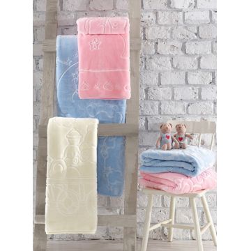 Patura Bebelusi Model Emboss Baby Pink