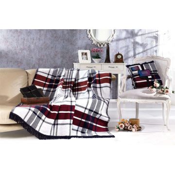 Patura Double, L'essentiel Maison, Lou, 60% bumbac/30% acril/10% poliester, Alb / Albastru închis / Roșu