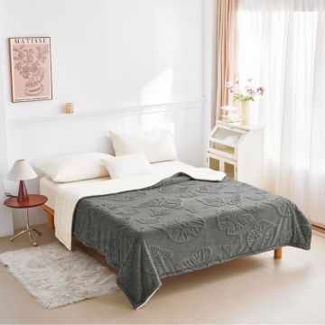 Patura Cocolino cu Blanita 200x230 cm - Velvet Butterflies V11