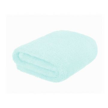 Paturica pufoasa pentru copii MimiNu Mint din fleece 75 x 100 cm