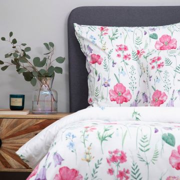 Lenjerie de pat King Size, Perhonen, Homla, 200x220 cm, 3 piese, microfibra din poliester, multicolor