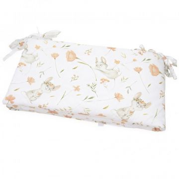 Protectie laterala pentru patut copii Kerstin Field Mouse 180 x 30 cm, cu doua fete, suprafata din bumbac 100, prindere cu panglici