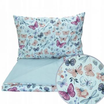 Set 2 piese pentru patut copii, Kerstin Butterflies, cu paturica 120 x 90 si pernuta 40 x 60 cm, design versatil cu doua fete, tesatura moale, inchidere cu fermoar