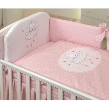 Set lenjerie din bumbac cu protectie laterala pentru pat bebelusi Sky Bunny Pink 120 x 60 cm