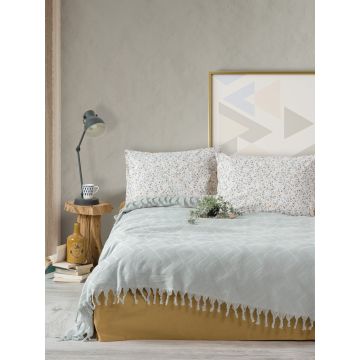 Set cuvertura de pat dubla Pique, 4 piese, 220x240 cm, 100% bumbac, Cotton Box, Origin, menta Set cuvertura de pat dubla Pique, 4 piese, 220x240 cm, 100% bumbac, Cotton Box, Origin, menta