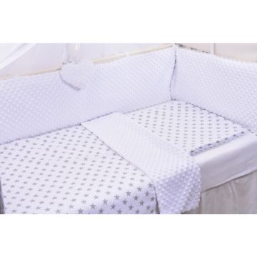 Paturica fermecata - Lenjerie 3 piese patut 140x70 cm model stelute gri si plus minky alb