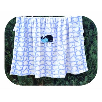 Paturica din microfibra 80x100 cm model Purple  Whales