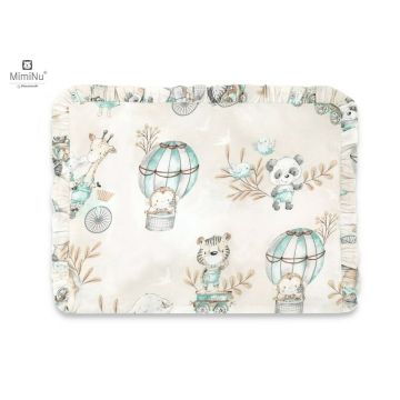 MimiNu - Perna clasica de dormit, Cu volanas, Cu husa detasabila cu fermoar, Din bumbac certificat Oeko Tex Standard 100, Pentru patut, carucior, balansoar, 30x40 cm, Zoo on Bikes Nugat