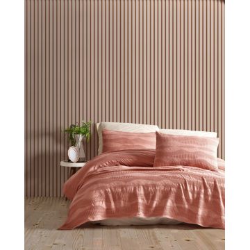 Set cuvertura pique dubla, L'essentiel Maison, Agata, Caramiziu Set cuvertura pique dubla, L'essentiel Maison, Agata, Caramiziu