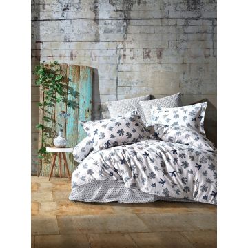 Lenjerie de pat dubla (DE), L'essentiel Maison, Fleur, White / Grey / Dark Blue Lenjerie de pat dubla (DE), L'essentiel Maison, Fleur, White / Grey / Dark Blue