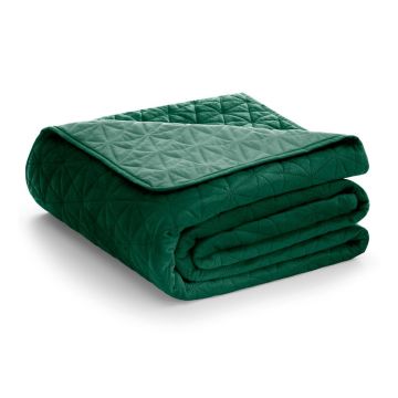Cuvertură verde matlasată din catifea 240x260 cm Laila – Restilo