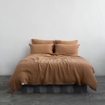 Lenjerie de pat maro din in pentru pat de o persoană 140x200 cm – Linen Tales