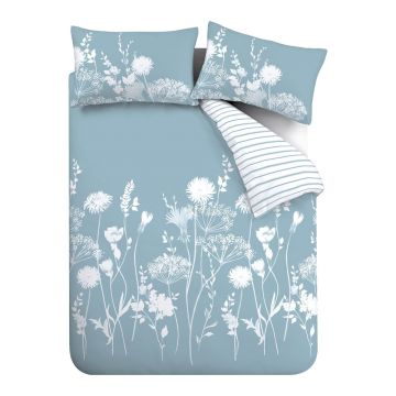 Lenjerie de pat alb-albastru pentru pat dublu 200x200 cm Meadowsweet – Catherine Lansfield