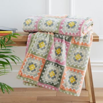 Pătură din micropluș 130x170 cm Crochet Print Cosy – Catherine Lansfield