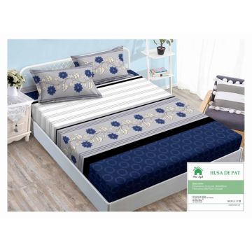 Husa de pat cu elastic 140x200 din Bumbac Finet + 2 Fete de Perna - Alb Gri Albastru Husa de pat cu elastic 140x200 din Bumbac Finet + 2 Fete de Perna - Alb Gri Albastru