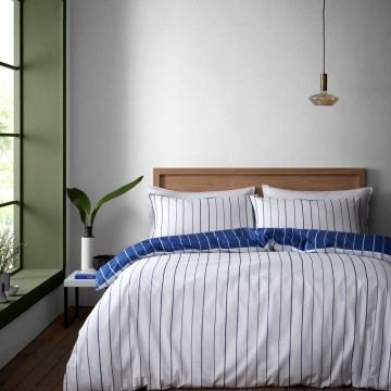 Lenjerie de pat albă/albastră din bumbac pentru pat dublu 200x200 cm Hastings Stripe – Content by Terence Conran