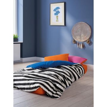 Lenjerie de pat alb-negru din bumbac ranforcé pentru pat dublu, extinsă cu cearceaf inclus, cu 4 piese 200x220 cm Dusk – Mijolnir Lenjerie de pat alb-negru din bumbac ranforcé pentru pat dublu, extinsă cu cearceaf inclus, cu 4 piese 200x220 cm Dusk – Mijolnir