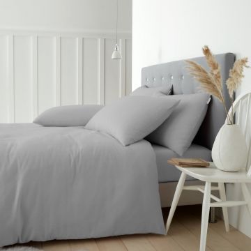 Lenjerie de pat gri din flanelă pentru pat dublu/extinsă 230x220 cm Brushed – Catherine Lansfield